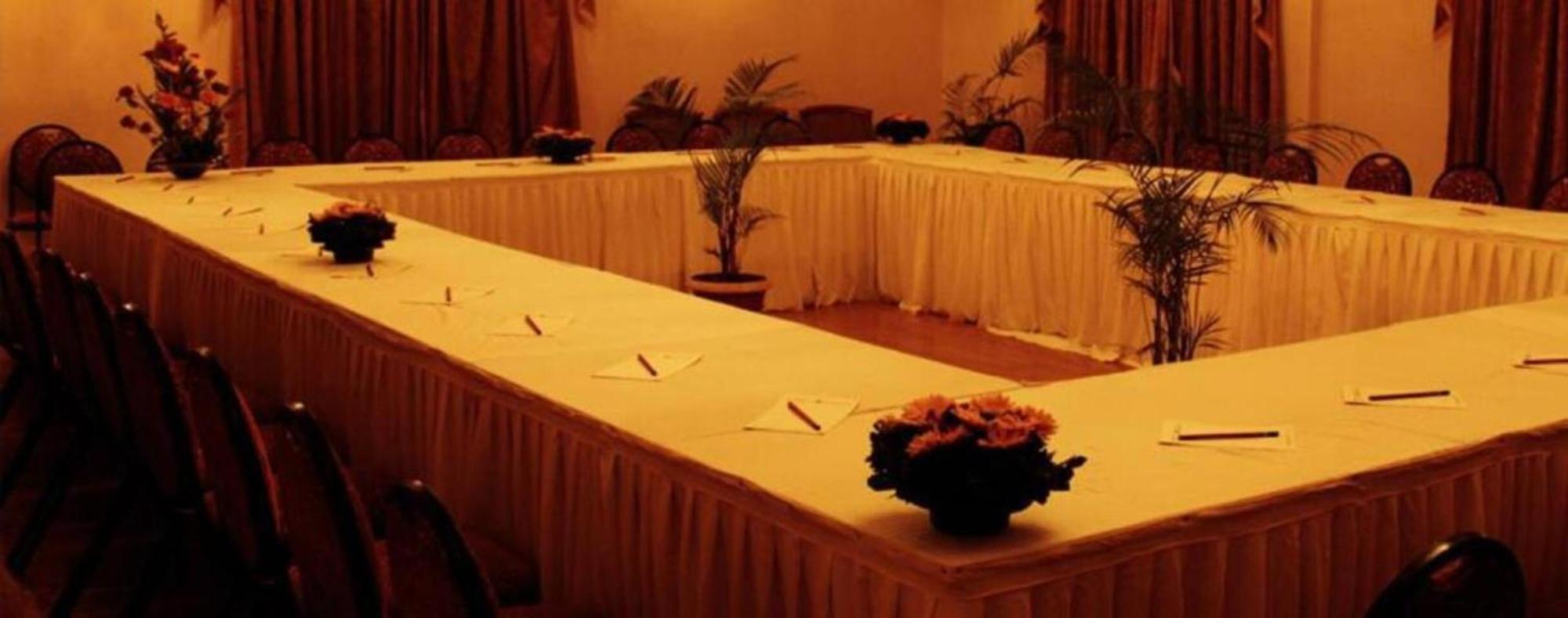 Kailash Parbat Hotel لونافالا المظهر الخارجي الصورة